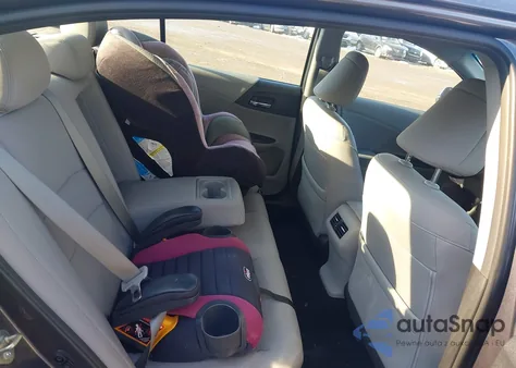 2017 Honda Accord Ex-L z USA, uszkodzony, nr VIN 1HGCR2F84HA016009